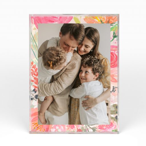 A front side view of a portrait layout Acrylic Glass Photo Block with space for 1 photo. Thiis design is named "Floral Zing". 