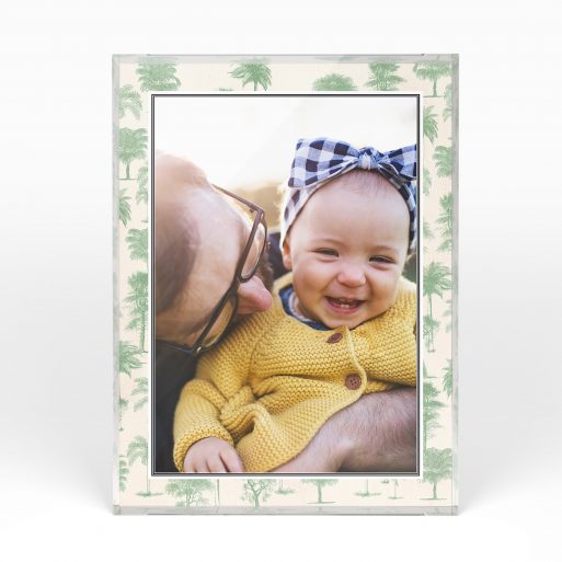 A front side view of a portrait layout Acrylic Glass Photo Block with space for 1 photo. Thiis design is named "Foliage Fun". 