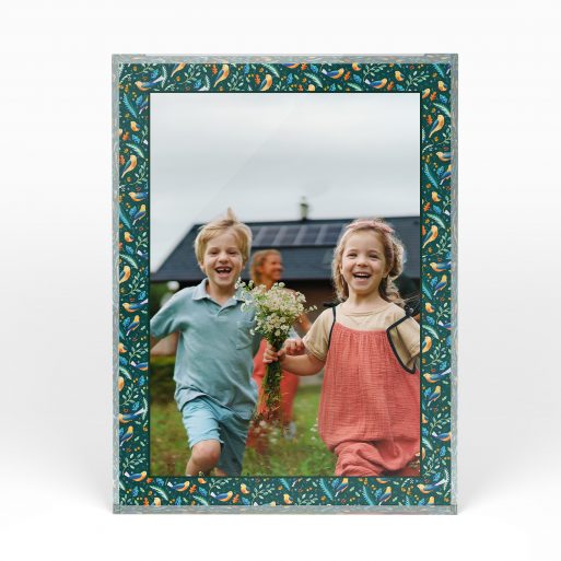 A front side view of a portrait layout Online acrylic photo blocks with space for 1 photo. Thiis design is named "Heritage Portrait". 