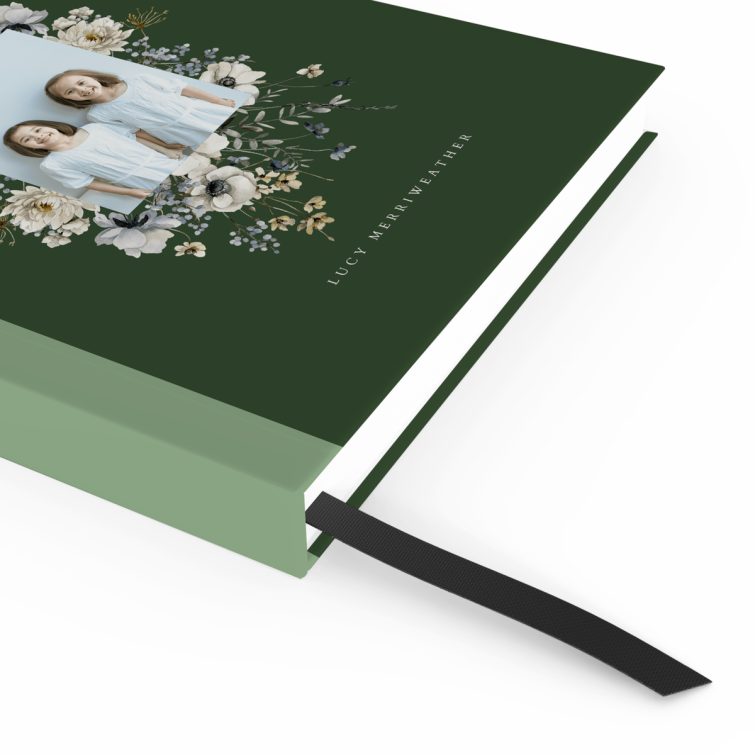 Floral notebook design with one photo placeholder on a green background from Utterly Printable.