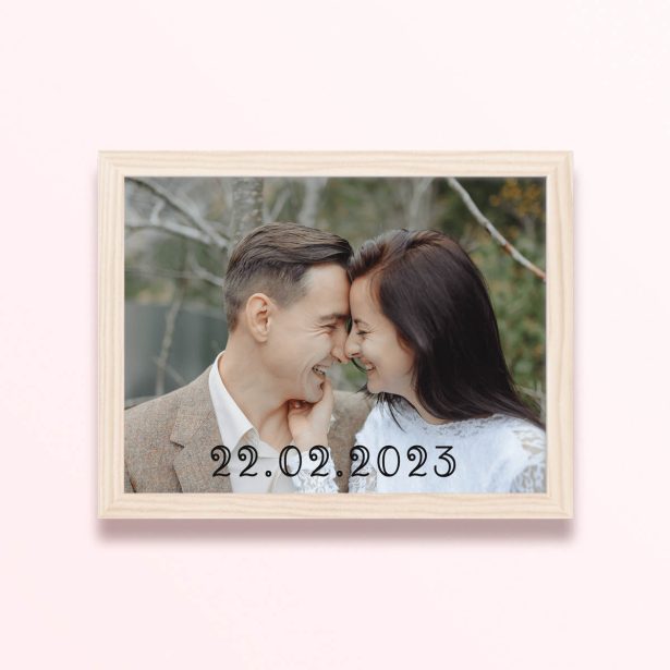 Simple framed prints designs with one photo and a customisable date.