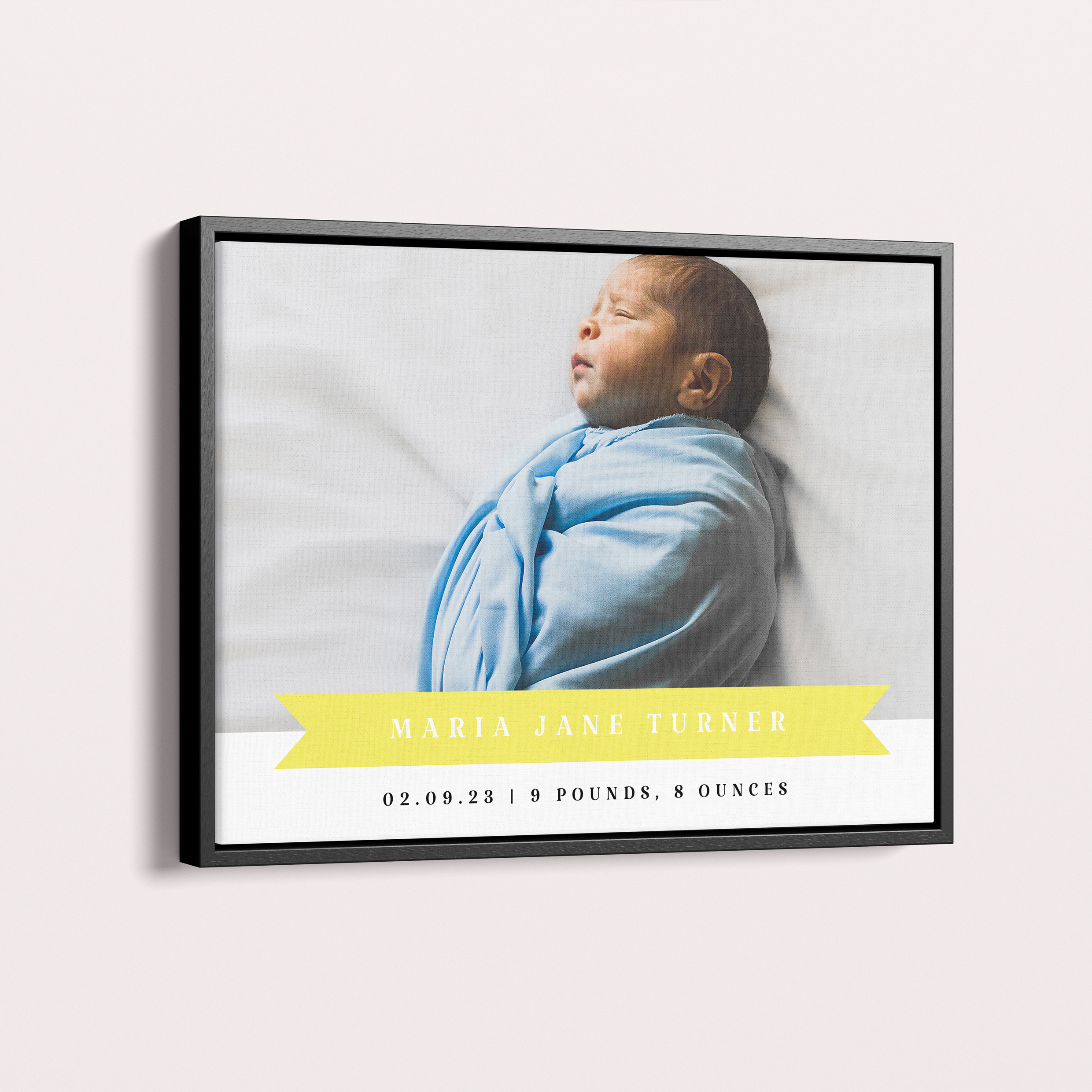  Personalized Simple Landscape Canvas Masterpiece - Craft a one-of-a-kind masterpiece with our sleek landscape-oriented design, showcasing your favorite photo uniquely.