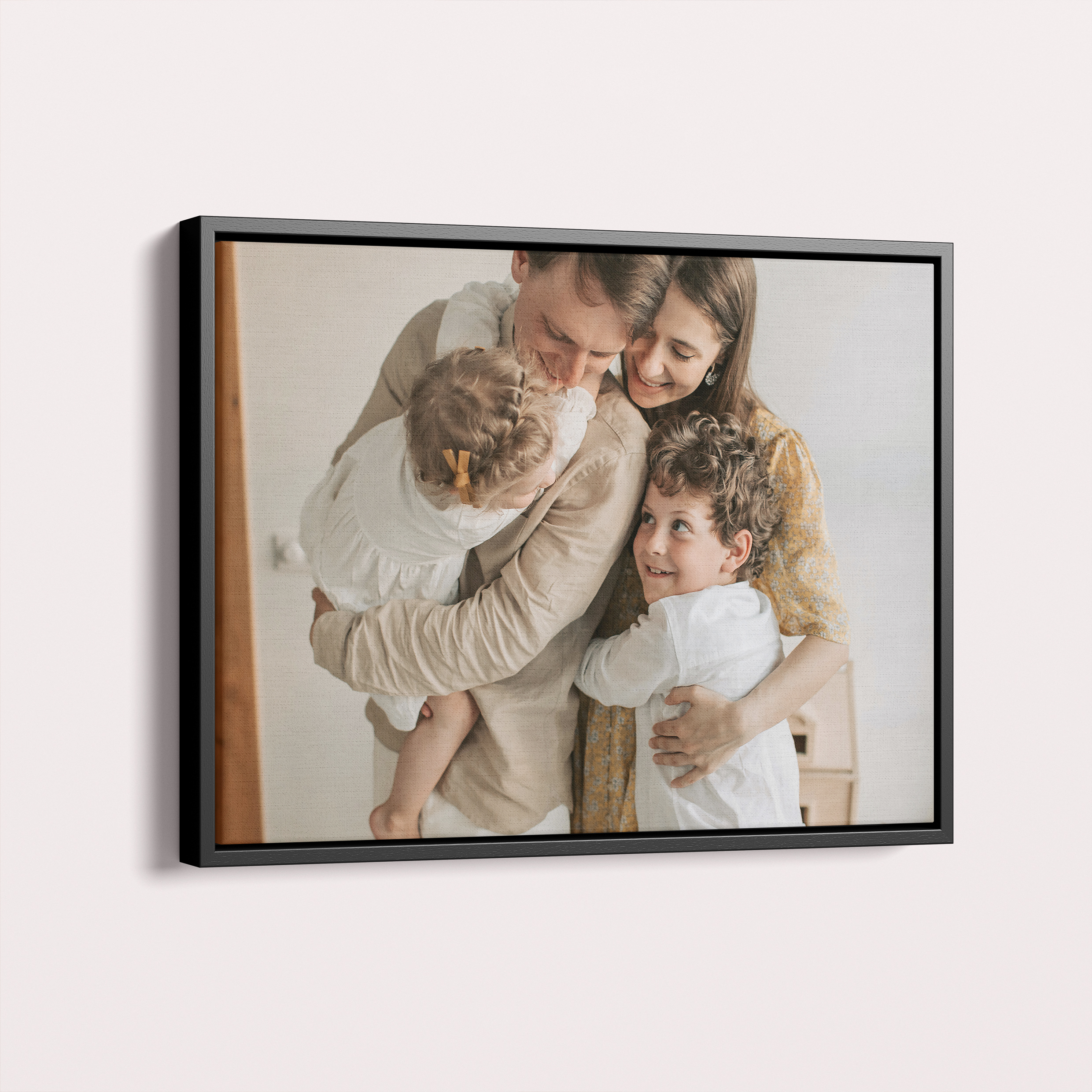 Personalized Simple Landscape Framed Photo Canvas - Craft a one-of-a-kind masterpiece with our sleek landscape-oriented design, showcasing your favorite photo uniquely.