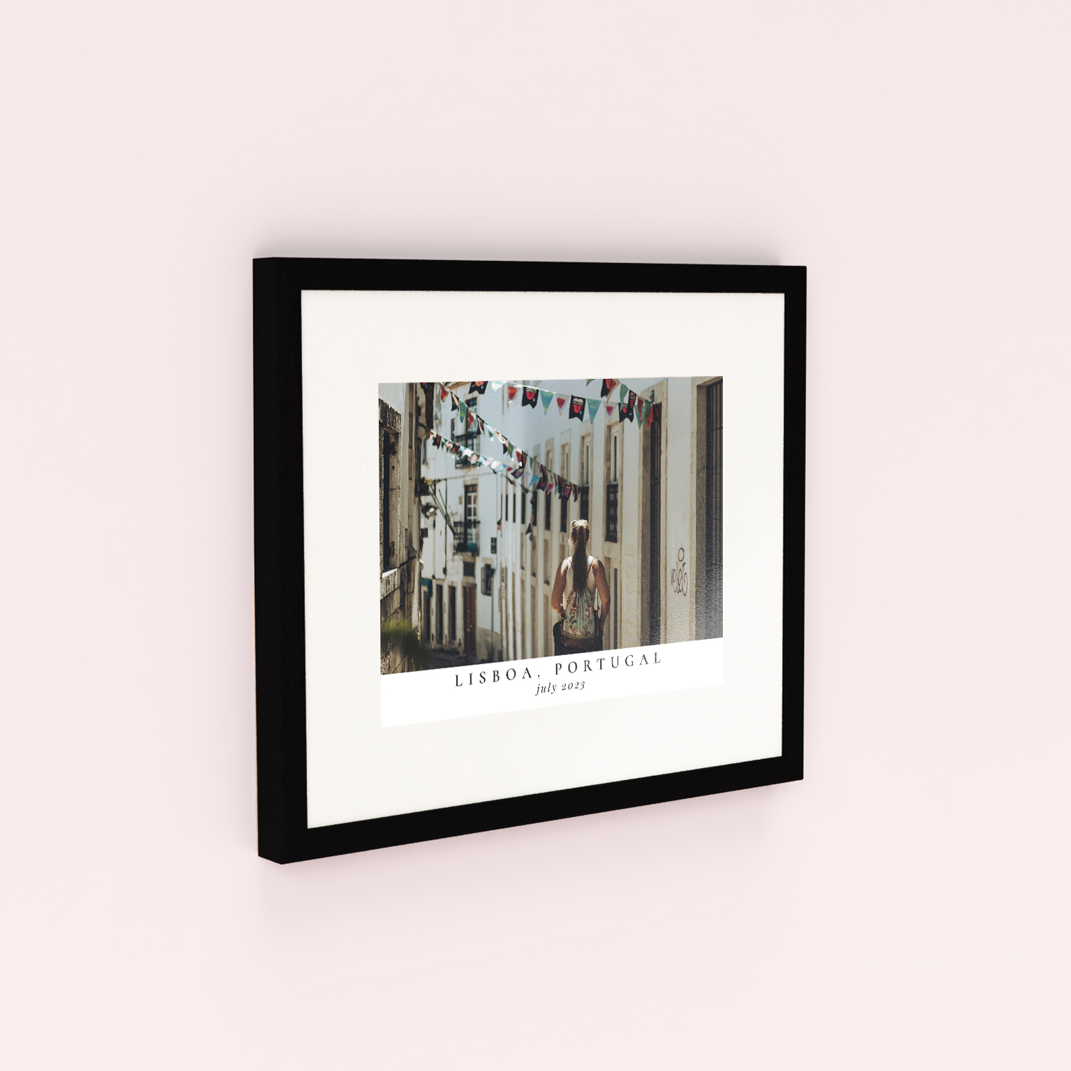 Holiday Solitaire Framed Photo Print - Preserve the essence of your extraordinary holiday with a durable and timeless design.