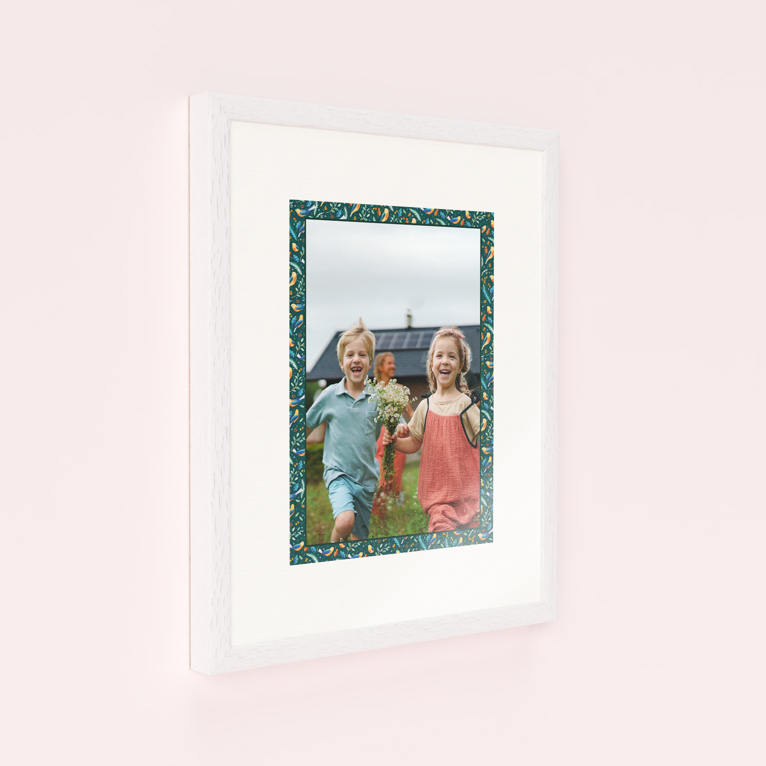 Photo of a framed photo print called 'Heritage Portrait'. It is 40cm x 30cm in size, in a Portrait orientation. It has space for 1 photos.