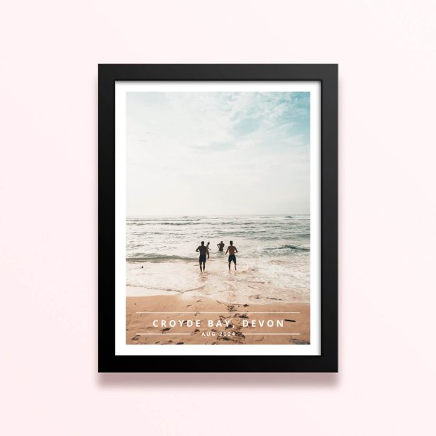 Simple framed prints designs featuring a single photo of people at the beach.