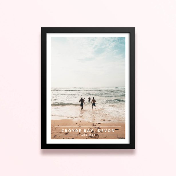 Simple framed prints designs featuring a single photo of people at the beach.