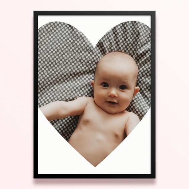 Simple framed prints designs with one photo in heart shape