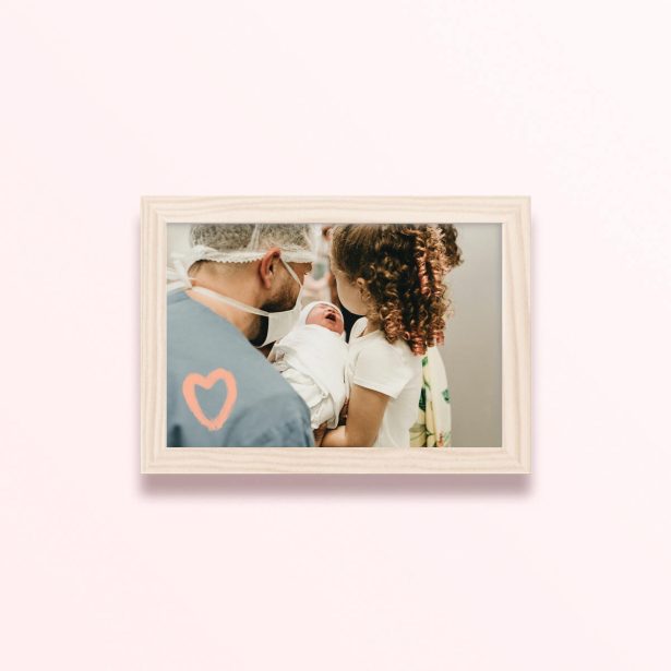 Simple framed prints designs featuring one photo for personalised photo gifts