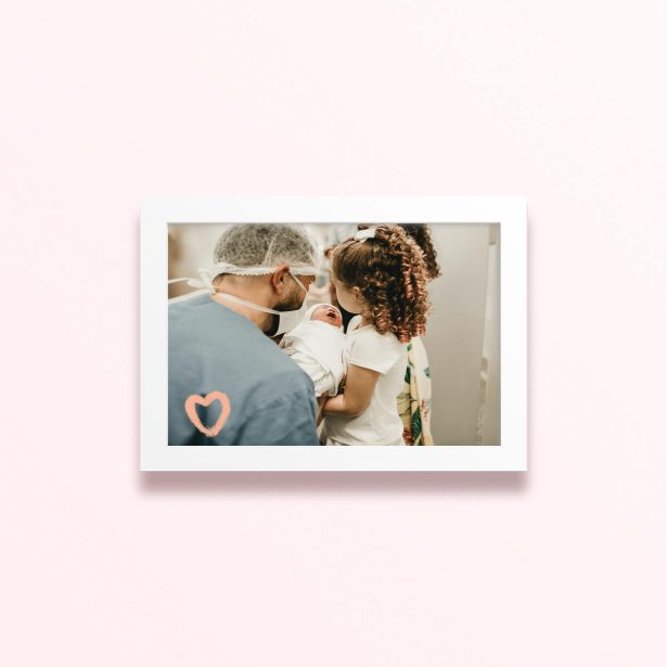 Simple framed prints designs featuring one photo for personalised photo gifts