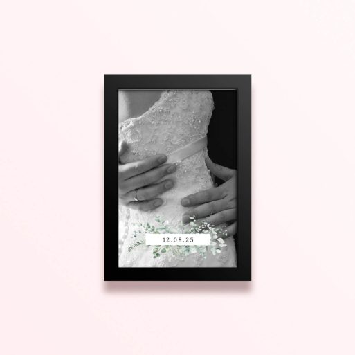 Simple framed prints designs with one photo for personalised photo gifts or wedding invitations.