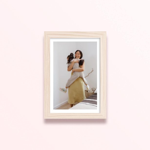 Simple framed prints designs with one photo for personalised gifts
